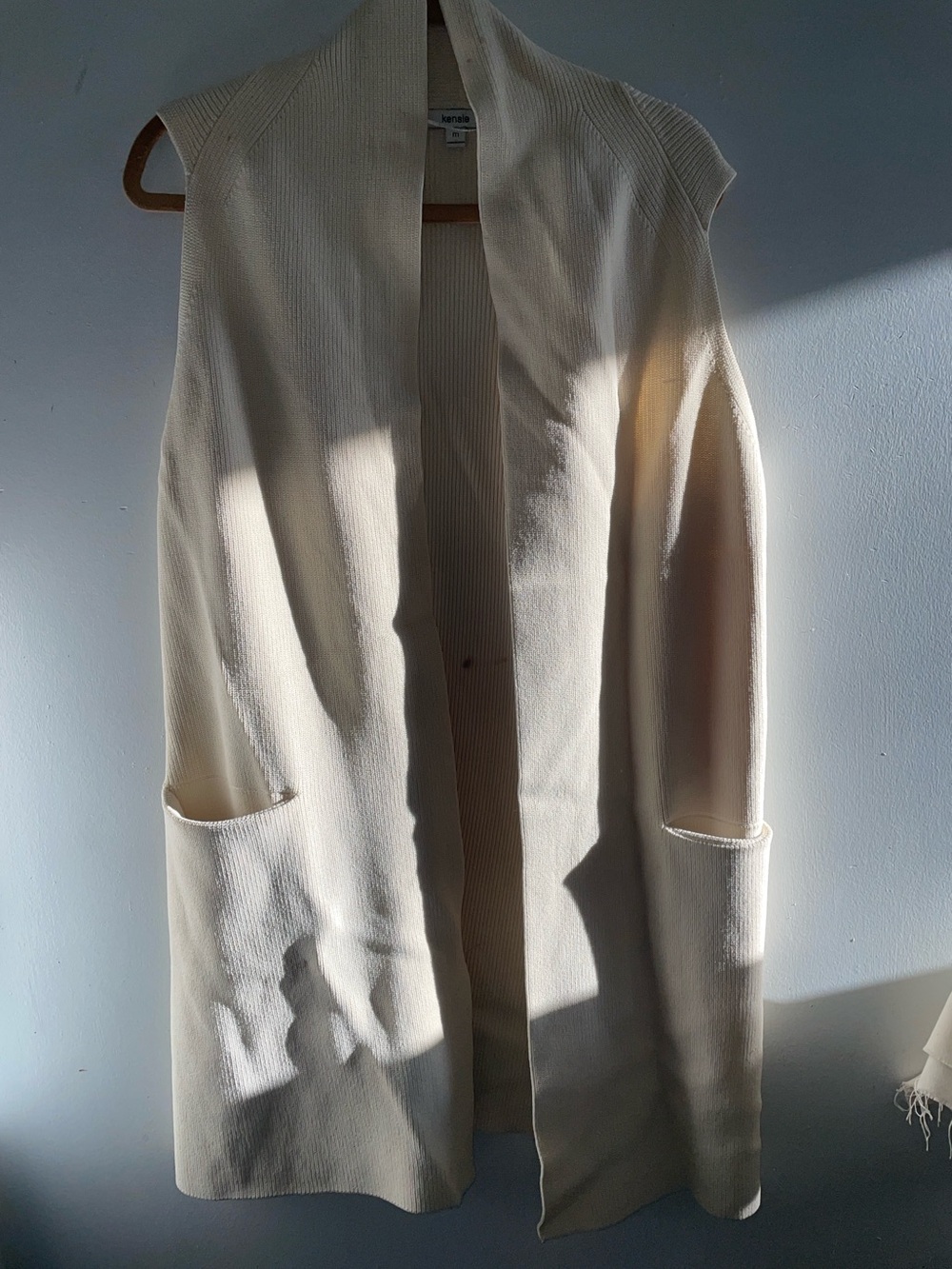Kensie Cream Open-Front Sleeveless Knit Vest